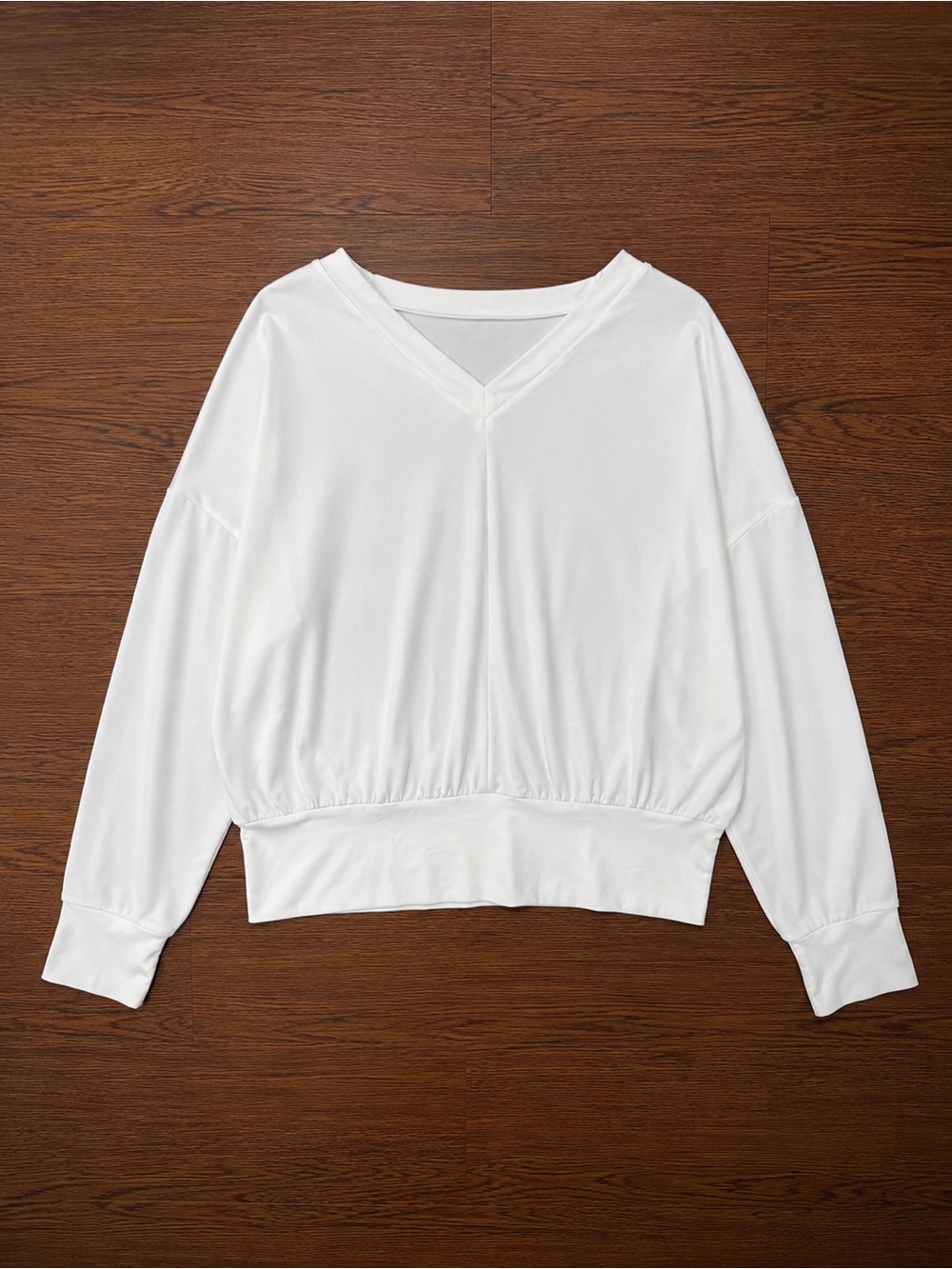 HALARA White V-Neck Long Sleeve Pullover Sz L